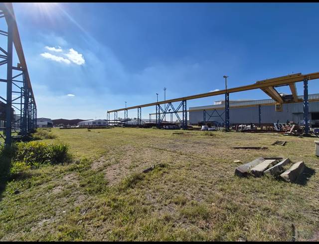 3,000M² INDUSTRIAL YARD TO LET IN ROODEKOP